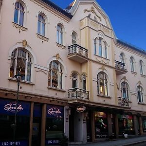 Grand Hotel Honefoss